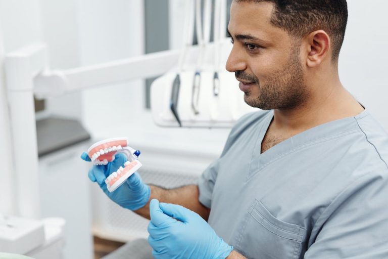 Read more about the article Can an Ear Infection Cause Gum Swelling? Explained