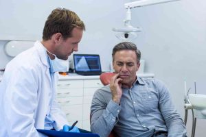 Read more about the article How Tooth Sensitivity Can Indicate Underlying Dental Issues