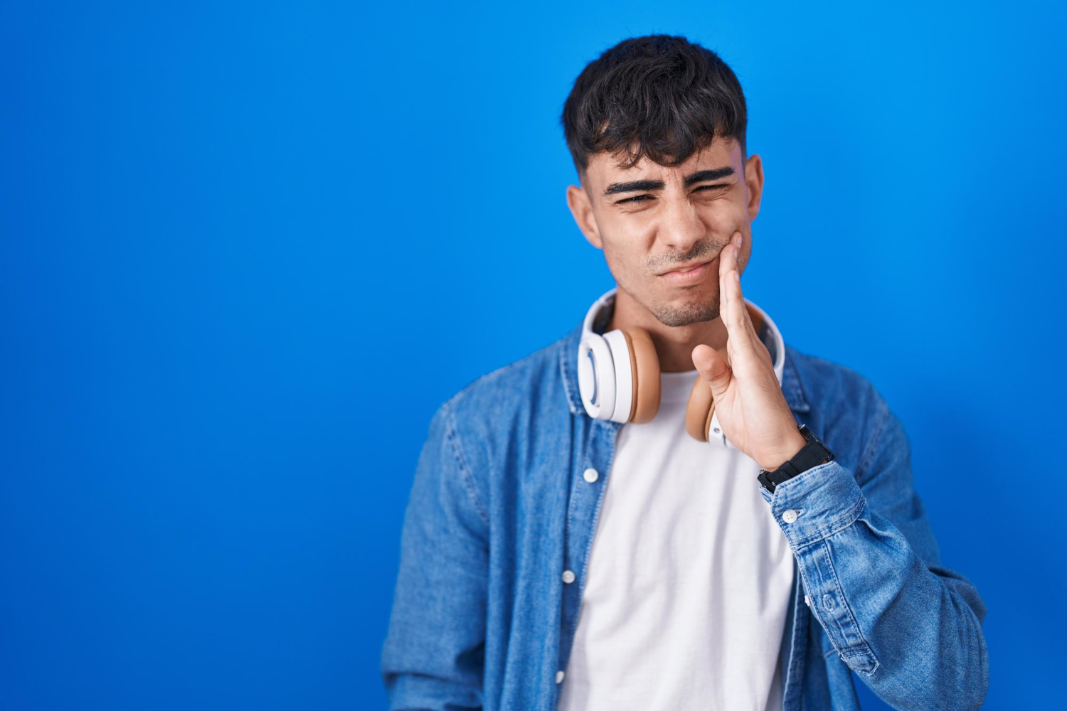 You are currently viewing How to Stop a Toothache Fast – Cranebrook’s Quick Relief Guide